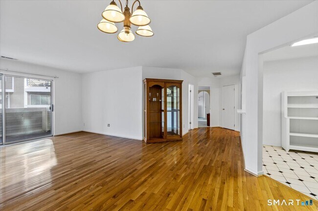 Photo - 13 Harbour Close Unidad 13