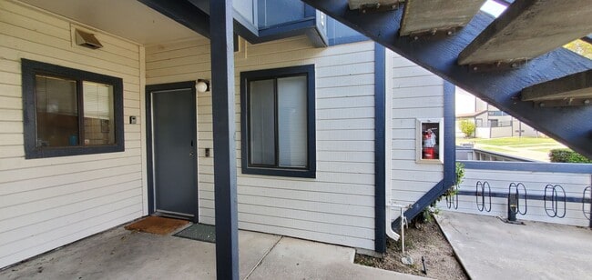 Photo - 35 Stenner St