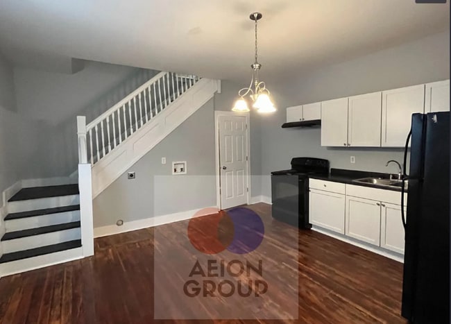 Photo - 403 N Hamilton Ave