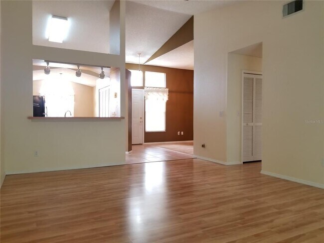 Photo - 5722 Delano Ln