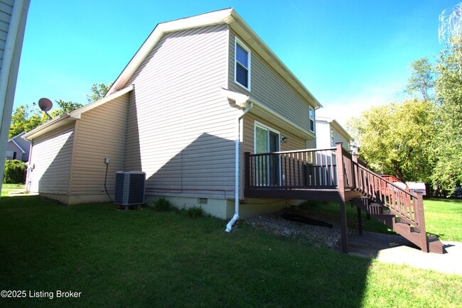 Photo - 10407 Pinoak View Dr