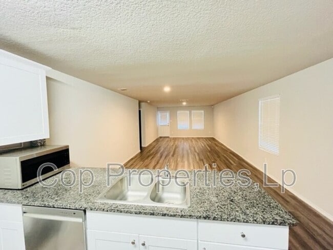 Photo - 4235 Mesa Cove