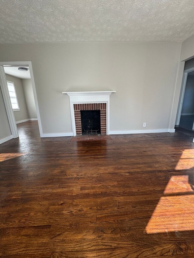 Photo - 1104 S 12th Ave