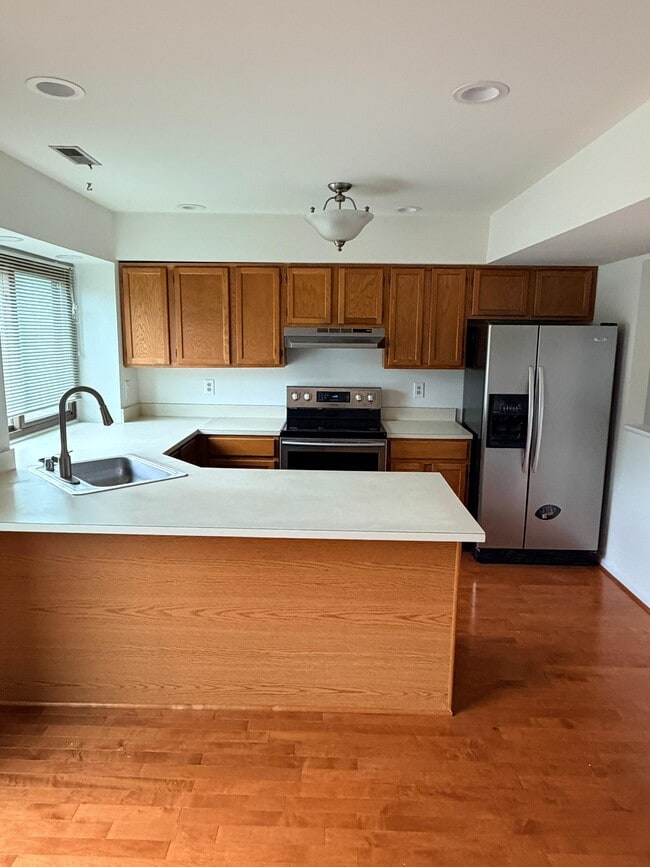 Photo - 6319 Raritan Ct