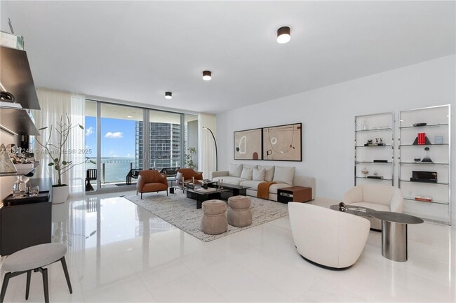 Building Photo - 300 Biscayne Blvd Way Unit 2504C Rental
