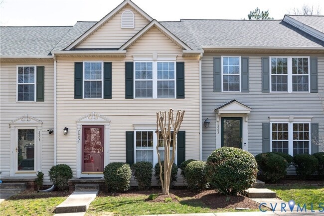 Building Photo - 2805 Queensland Dr