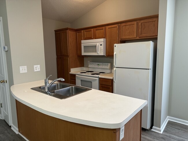 Photo - 3918 Elizabeth Ave