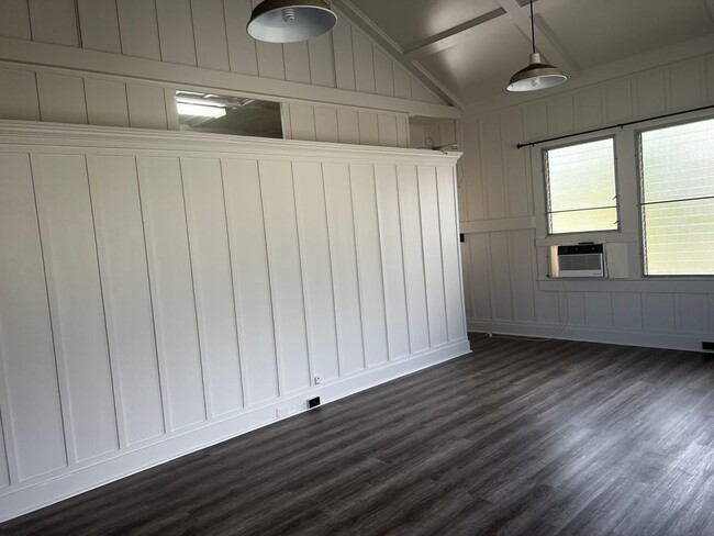 Photo - RMS100ach (REOM) Unit #B