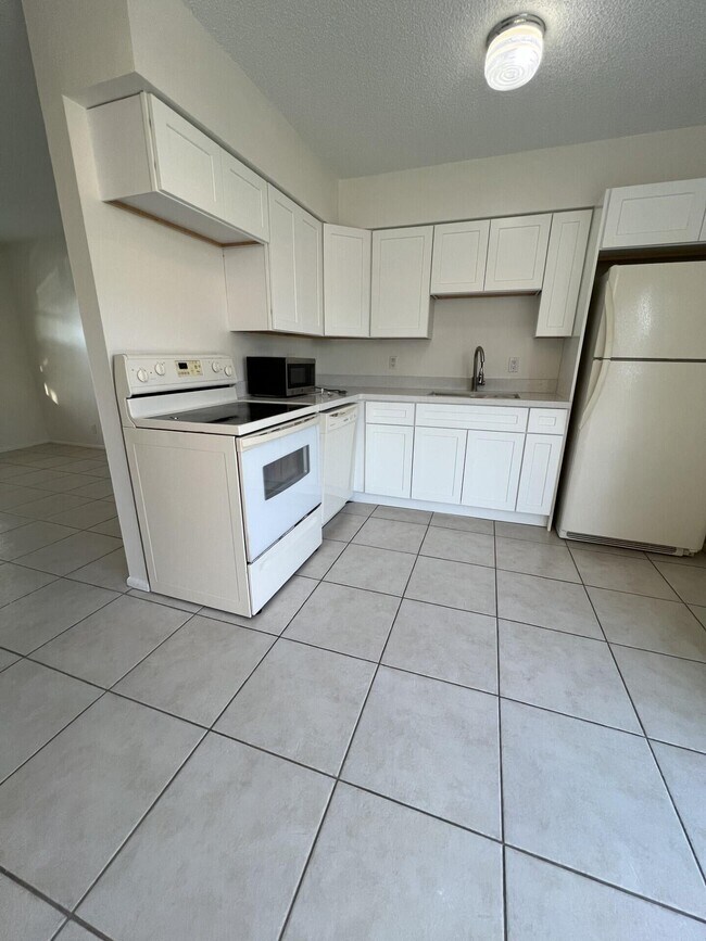 Photo - 2845 Duke Ln