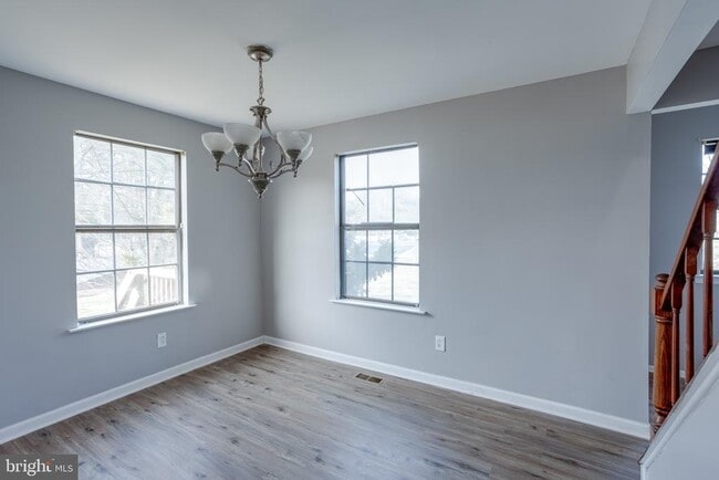 Photo - 101 Bayberry Ct