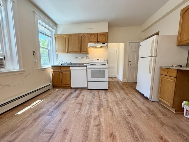 Photo - 1010 Cambridge St Unit 2R