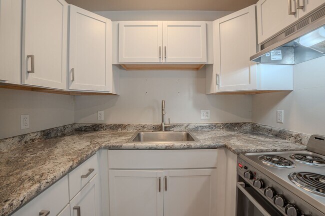Photo - 133 N Main St Unit 1