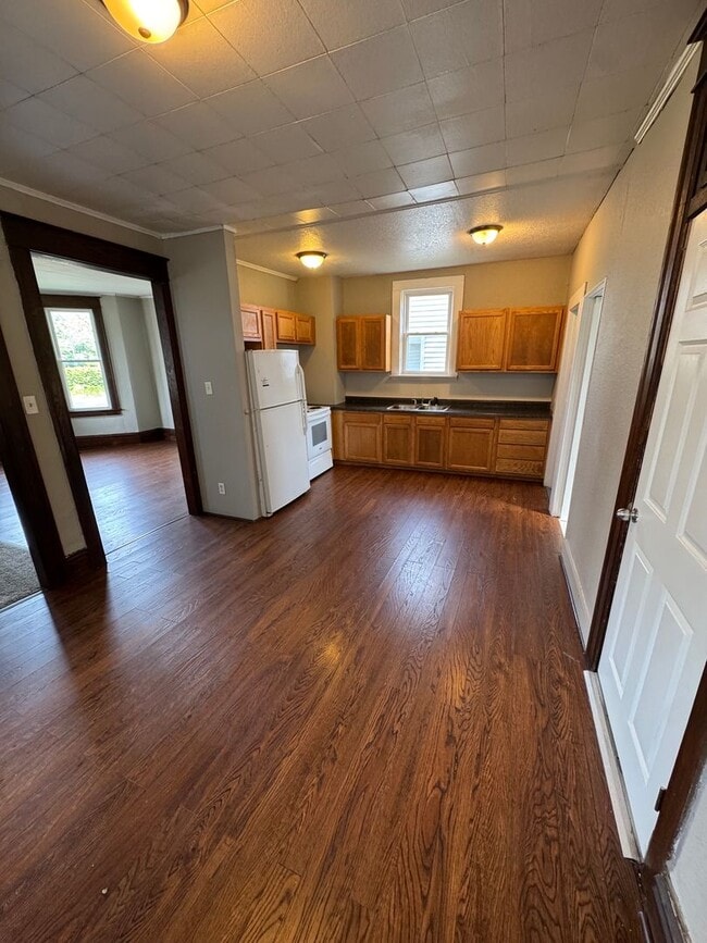 Photo - 1420 St Joseph Blvd
