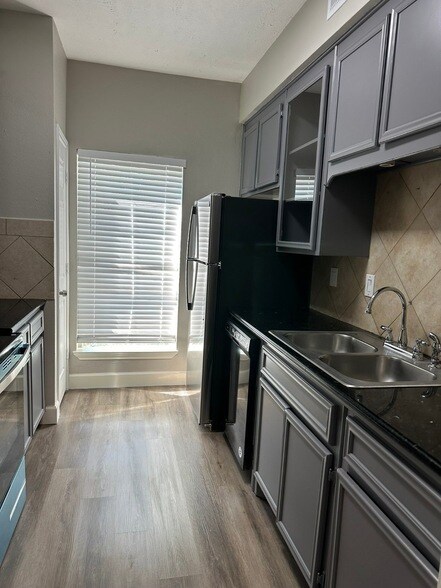 Photo - 9707 Richmond Ave. Unit 71