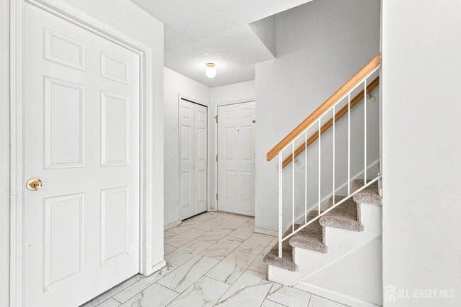 17 Prestwick Way