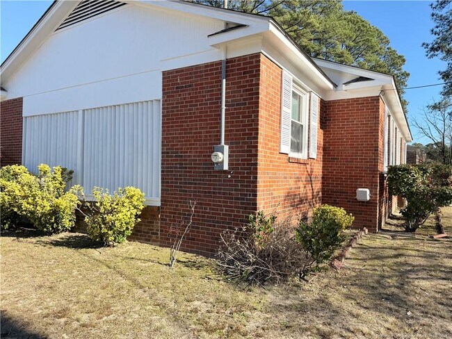 Photo - 601 Helen St