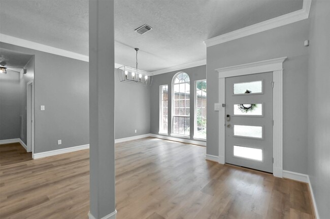 Photo - 84 Oak Grove Ln