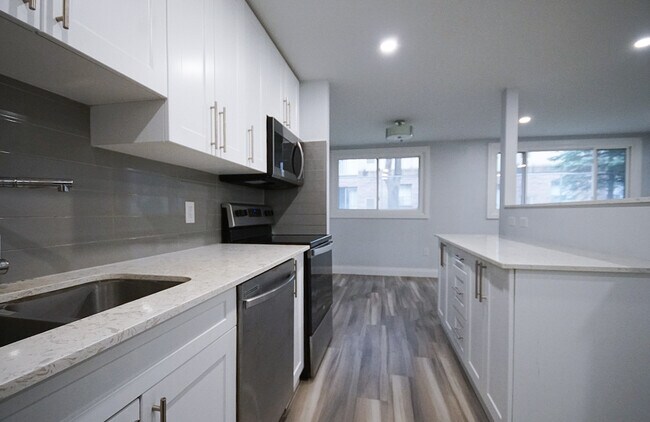 Photo - 581 Strasburg Rd Unit 103