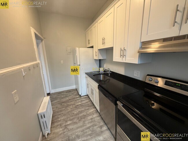 Photo - 1805 Beacon St Unit 2##