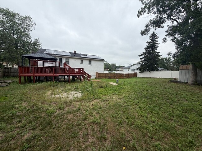 Photo - Spacious 4-Bedroom Home on a Large Lot in Toms River