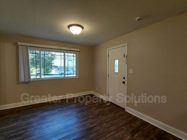 Photo - 13949 Lauerman St