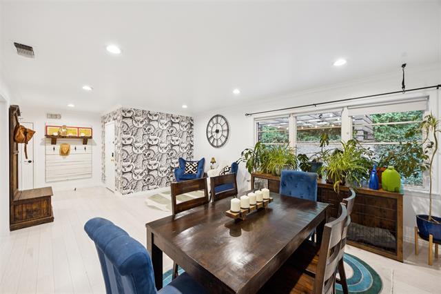 1657 Nob Hill Rd