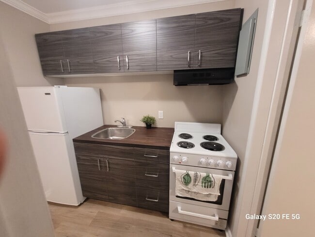 Photo - 186 Queen St Unit 11