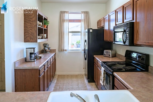Building Photo - Beautiful 2-bedrooms, 2-baths home in the highly desirable Granville community of Prescott Valley!