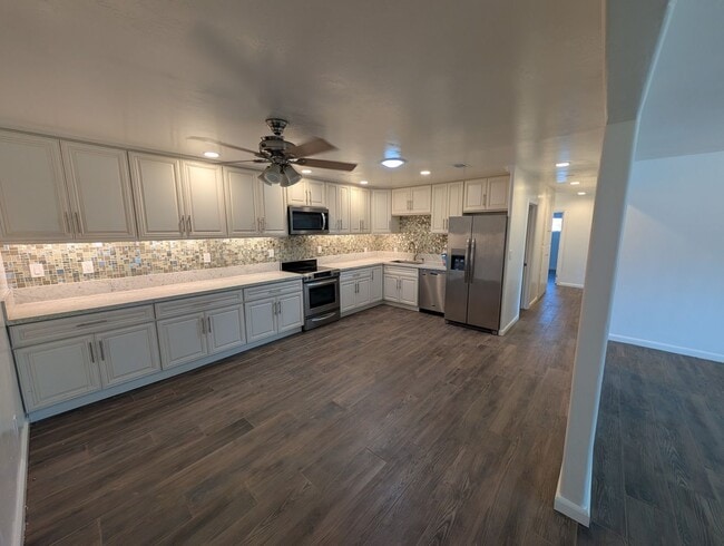 Photo - 8024 Tone Ln