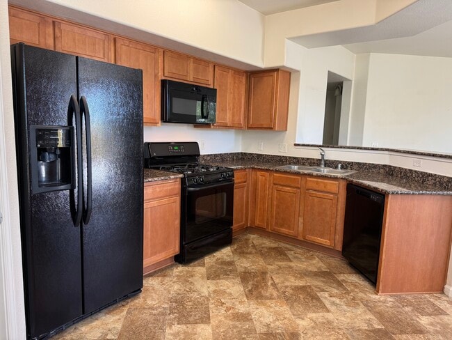 Kitchen - 17000 Wedge Pky Condo Unit 1311