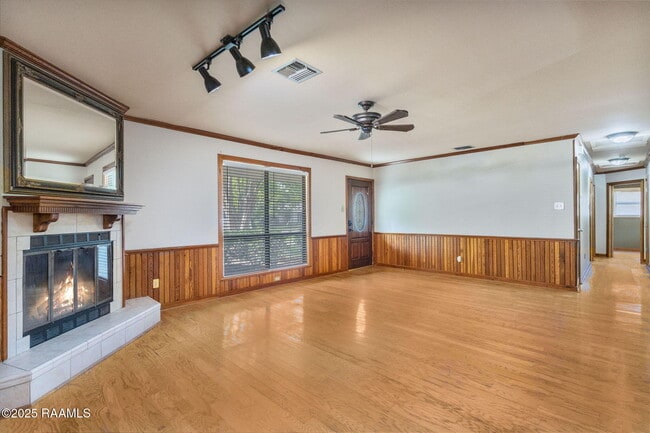 Photo - 505 Dafney Dr