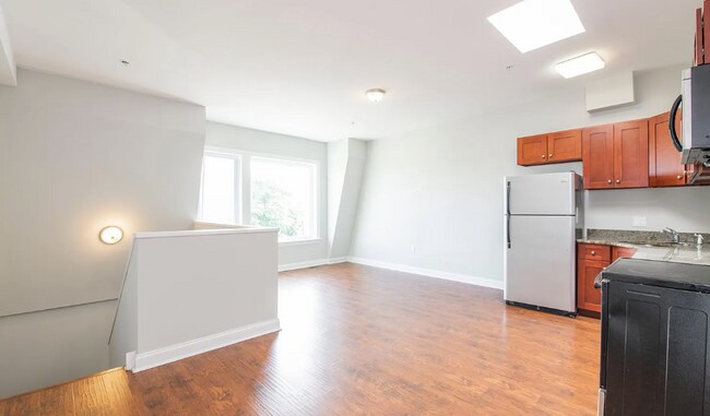 Photo - 1707 Master St Unidad 7