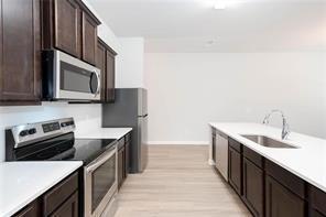 Photo - 625 Everett Ln