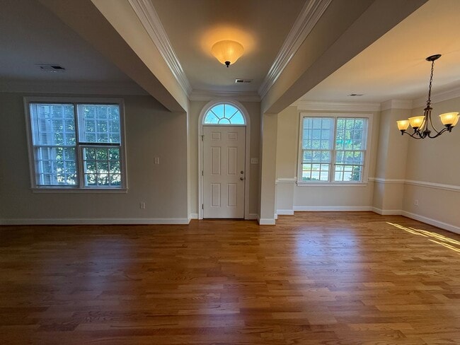 Photo - 1525 Old Trail Dr