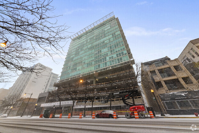 Building Photo - 1845 S Michigan Ave Unit #910 Rental