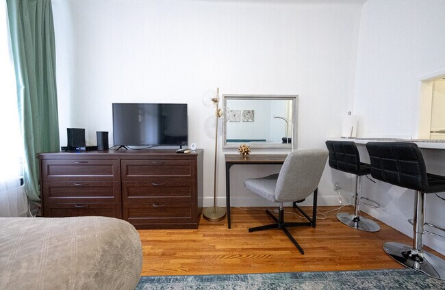 Photo - 328 E 74th St Unit ID1032011P