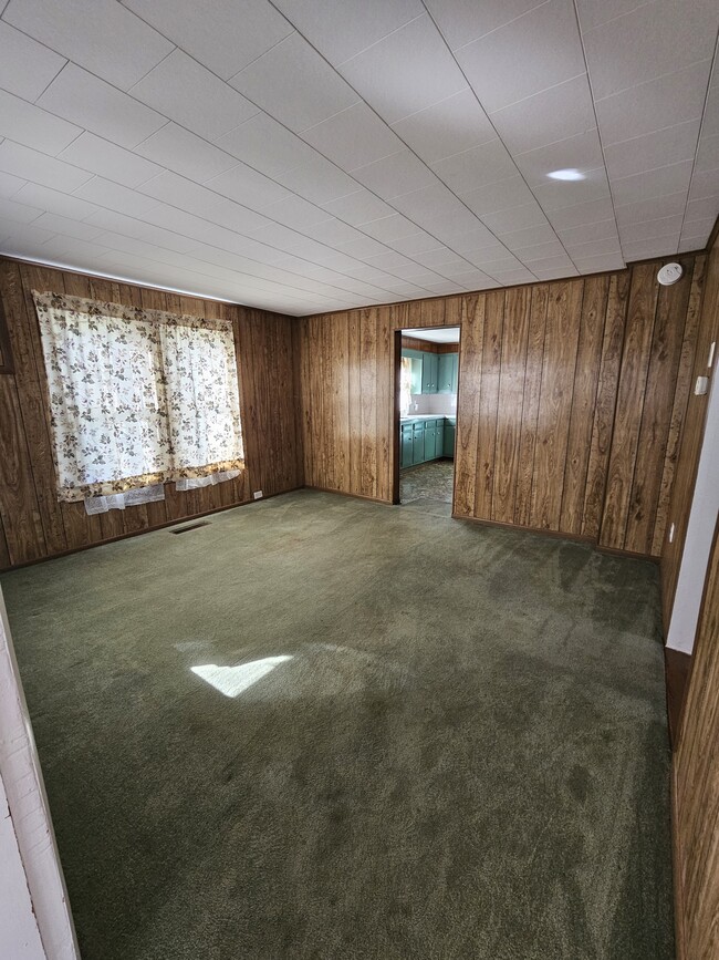 Photo - 8444 Hickman Rd