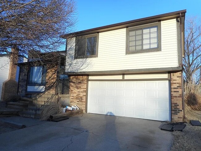 Building Photo - 3124 N Brookfield St