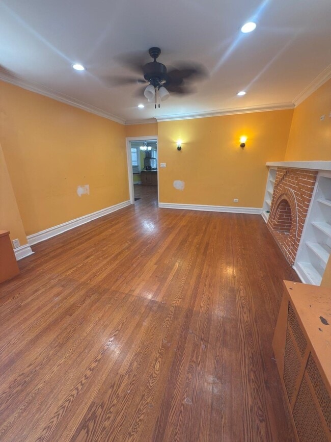 Photo - 6449 N Artesian Ave Unit 2