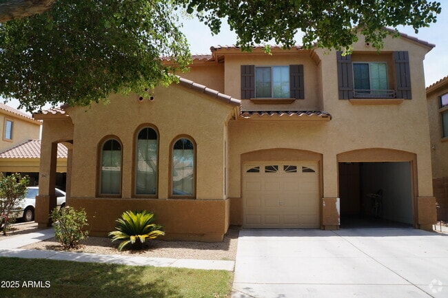 Building Photo - 3643 E Hyatt Ln Rental