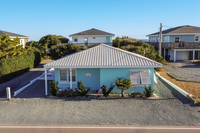 Building Photo - Off Season Coastal Cottage Between October... Rental