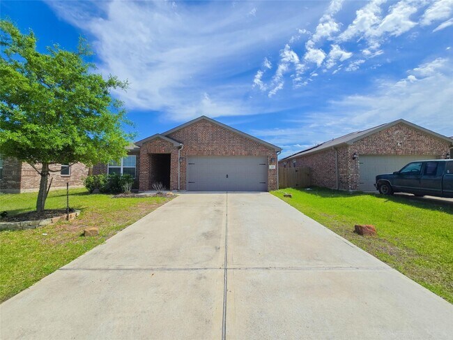 Photo - 332 Lone Mountain Dr
