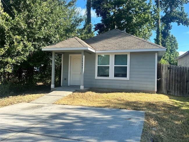 Photo - 16698 E Forrestal St