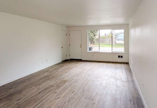 Photo - 8026 51st Ave NE Unidad 1