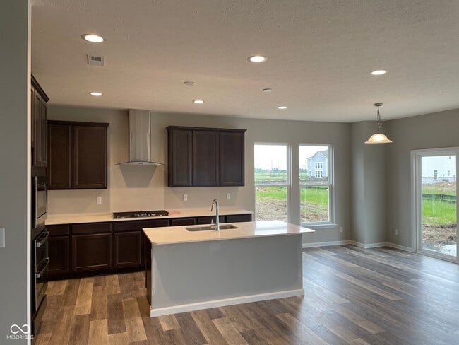 Photo - 15208 Portobello Pl