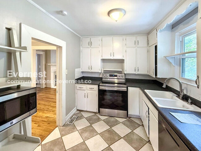 Photo - 1603 Woodfern Dr