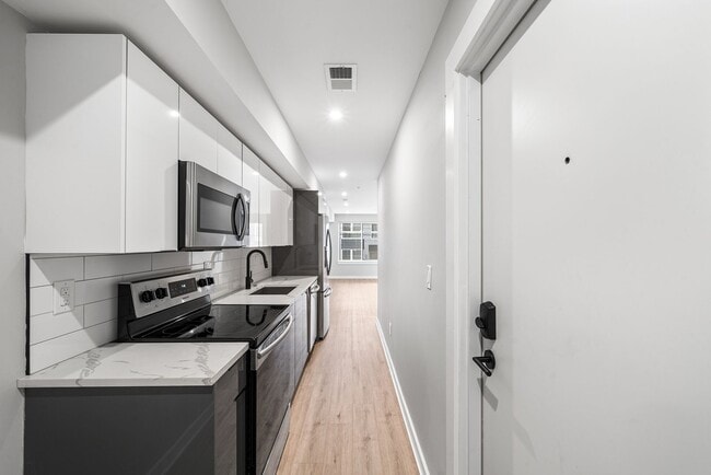 Photo - 1741 N 25th St Unit 2