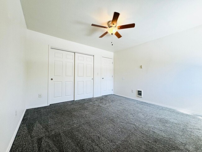 Photo - 6898 W Susan Ln Unit 201
