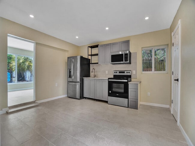 Photo - 2442 Garfield St Unidad 4