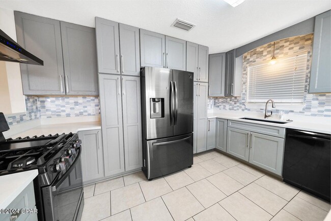 Photo - 3758 Bay Tree Rd